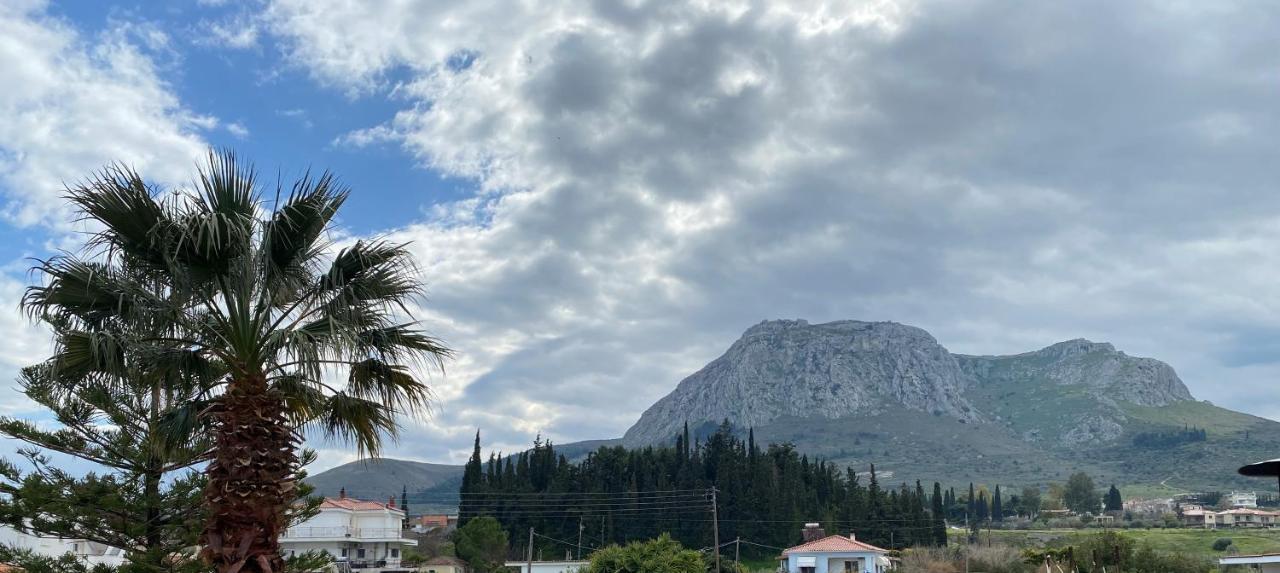 Pegasus House Corinth Exterior foto