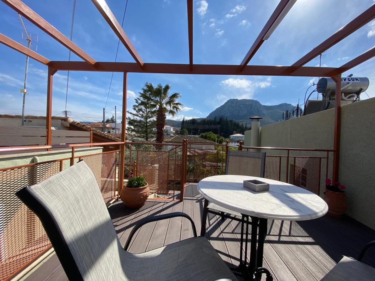 Pegasus House Corinth Exterior foto