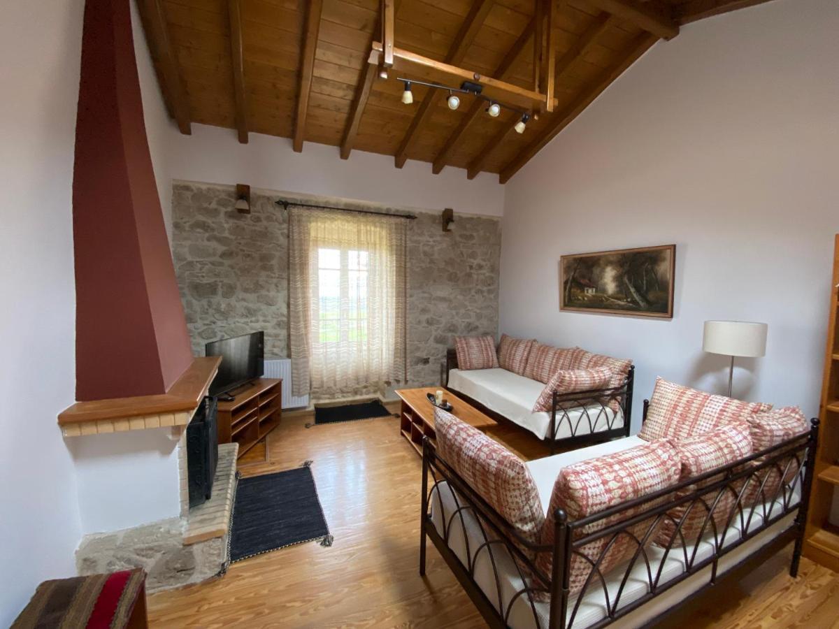 Pegasus House Corinth Exterior foto